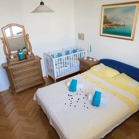 Nikolic Apartment Makarska Exterior photo